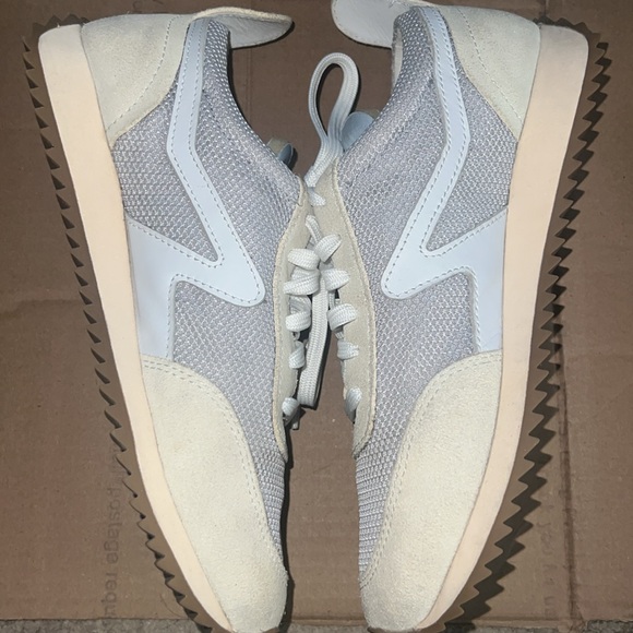 Rag & Bone Retro Sneaker Moonstone.  Size 38.5.  US 8. Gently used.  Like new. - Picture 6 of 10